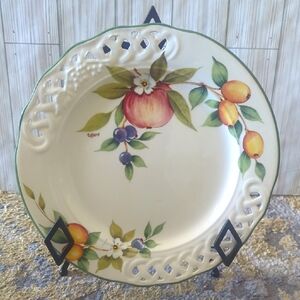 Vintage Brunelli TIFFANY Dinner Plate Flowers Fruit Leaves Lattice-Made In ITALY